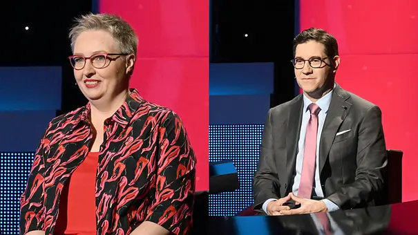Adriane Rickel und Sebastian Jacoby im Ratestuhl bei Gefragt gejagt (Collage) - Foto: Collage: ARD/Uwe Ernst