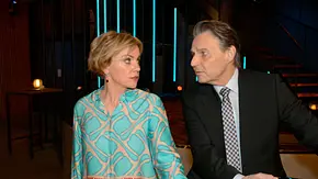 GZSZ-Szene: Yvonne schaut Gerner ernst an. - Foto: RTL Rolf Baumgartner GZSZ-Szene: Yvonne schaut Gerner ernst an. - Foto: RTL Rolf Baumgartner