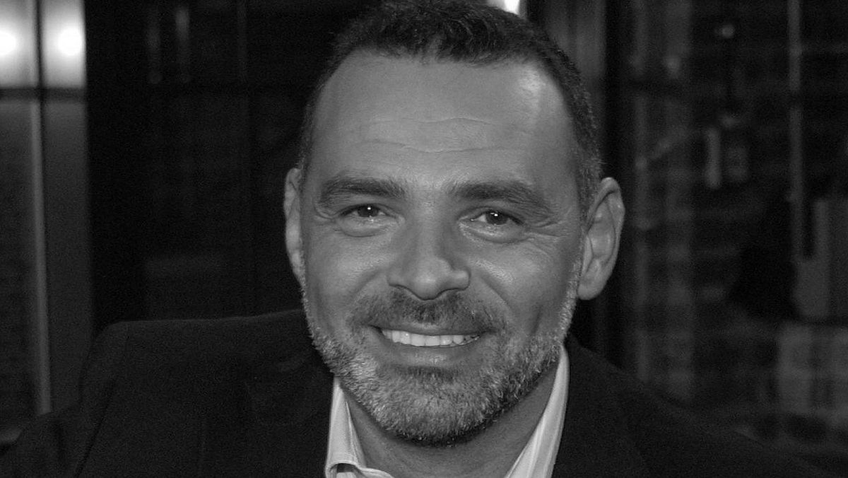 Giovanni Arvaneh wurde nur 61 Jahre alt. Giovanni Arvaneh wurde nur 61 Jahre alt.