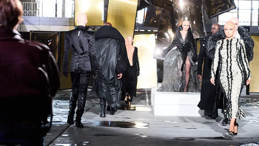GNTM Folge 23 Die Models beim Entscheidungswalk in Folge 23.