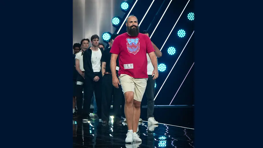 GNTM-Kandidat Carsten GNTM-Kandidat Carsten läuft beim Casting über den Catwalk.