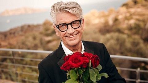 Franz Stärk ist der neue Bachelor. - Foto: RTL / Stephan Pick