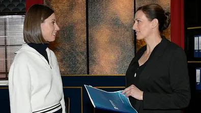 GZSZ: Matilda und Katrin - Foto: RTL / Rolf Baumgartner