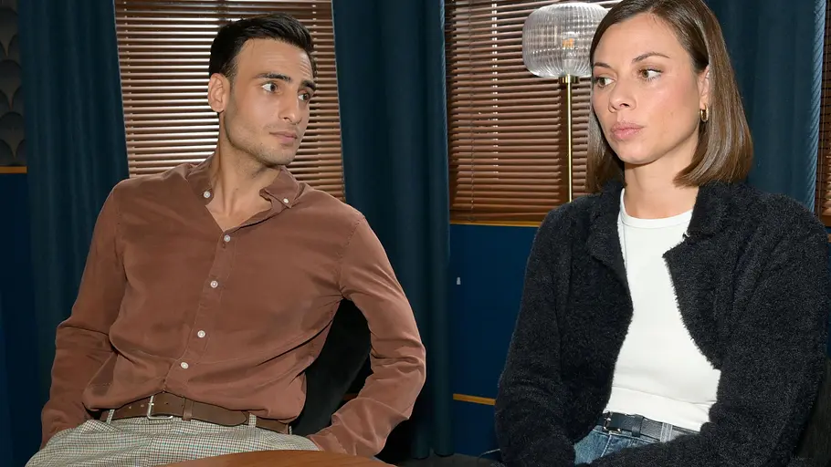 Nihat versucht es erneut bei Matilda. Nihat schaut eine resignierte Matilda an.