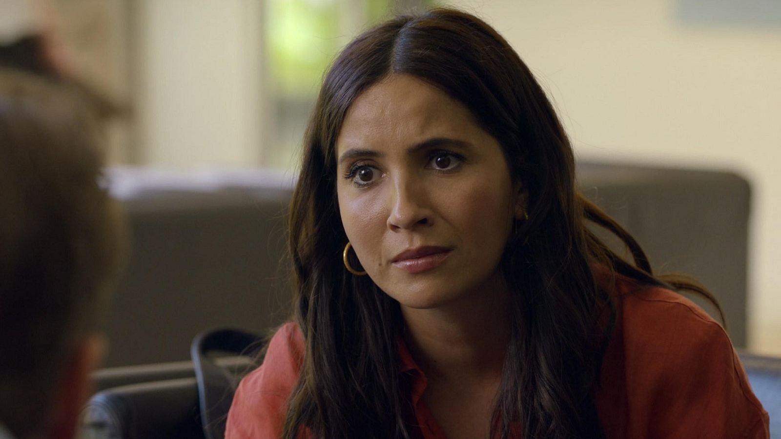 GZSZ: Heftiger Schlag für Laura! Damit hat sie nicht gerechnet