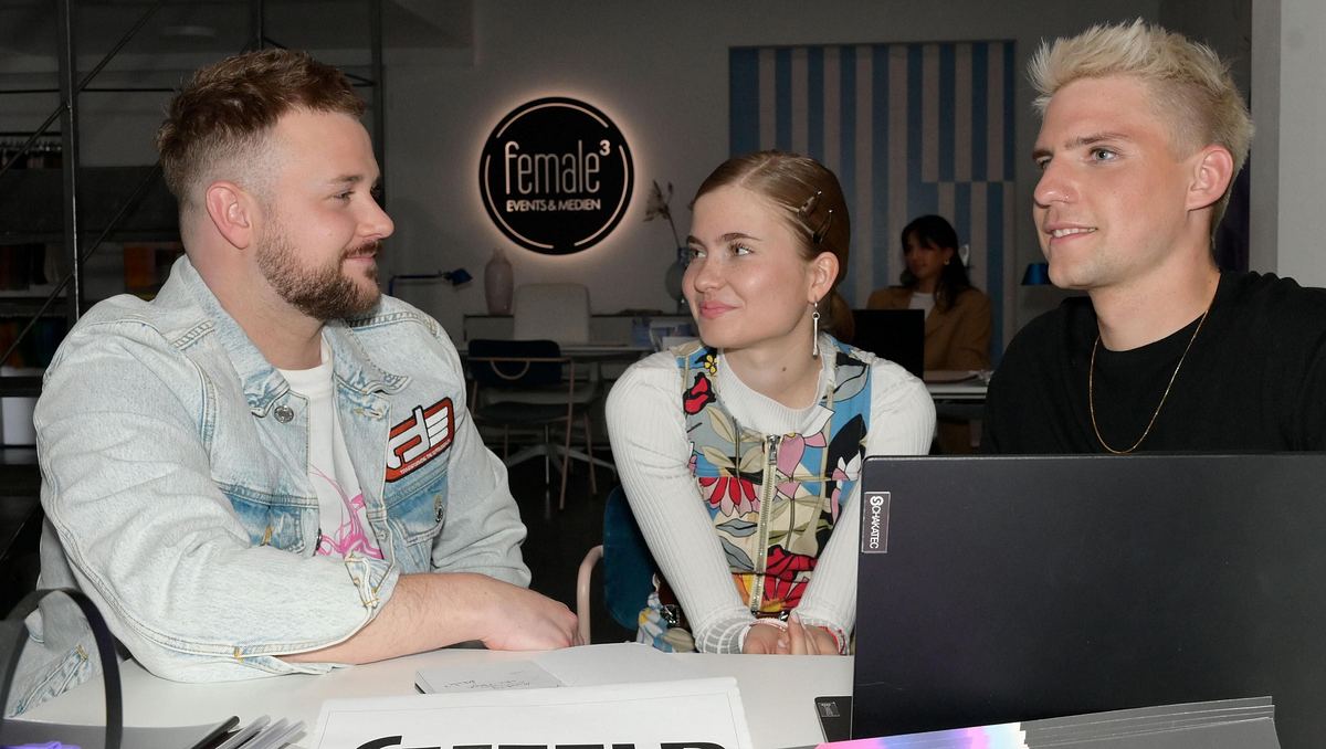 GZSZ-Szene: Jonas, Johanna und Moritz arbeiten zusammen an Jonas' Musikkarriere 