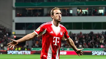 Harry Kane jubelt nach seinem Tor beim DFB-Pokal-Spiel gegen Bayer 04 Leverkusen - Foto: IMAGO / STEINSIEK.CH Harry Kane jubelt nach seinem Tor beim DFB-Pokal-Spiel gegen Bayer 04 Leverkusen - Foto: IMAGO / STEINSIEK.CH