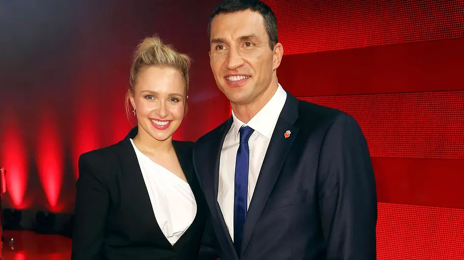 Hayden Panettiere und Wladimir Klitschko Hayden Panettiere und Wladimir Klitschko bei der Gala Ein Herz für Kinder 2015 in Berlin.