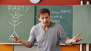 Hendrik Duryn in einer Szene aus „Der Lehrer“. - Foto: Media Press