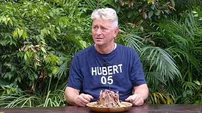 Hubert Fella bei der finalen Dschungelprüfung - Foto: RTL