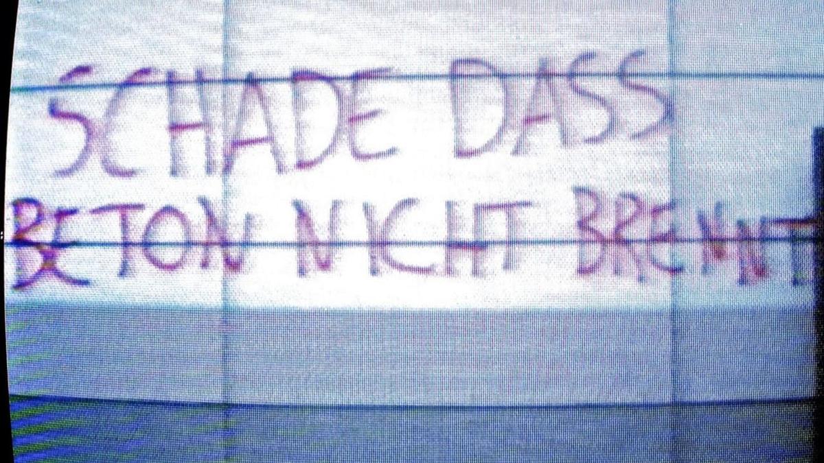 Schade, daß Beton nicht brennt Schade, daß Beton nicht brennt