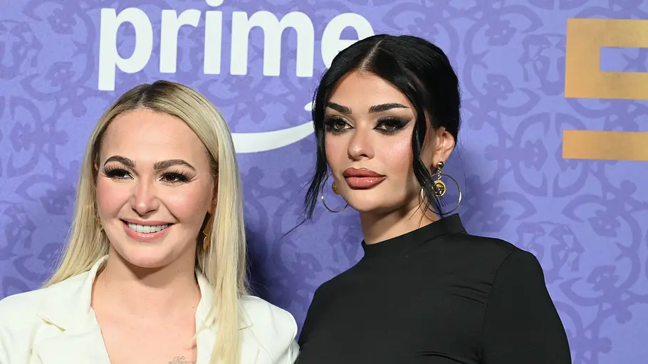 Anita und Elsa Latifaj Anita und Elsa Latifaj