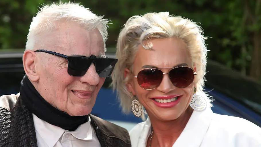 Heinz Hoenig mit Ehefrau Annika Kärsten-Hoenig beim Bild-Renntag