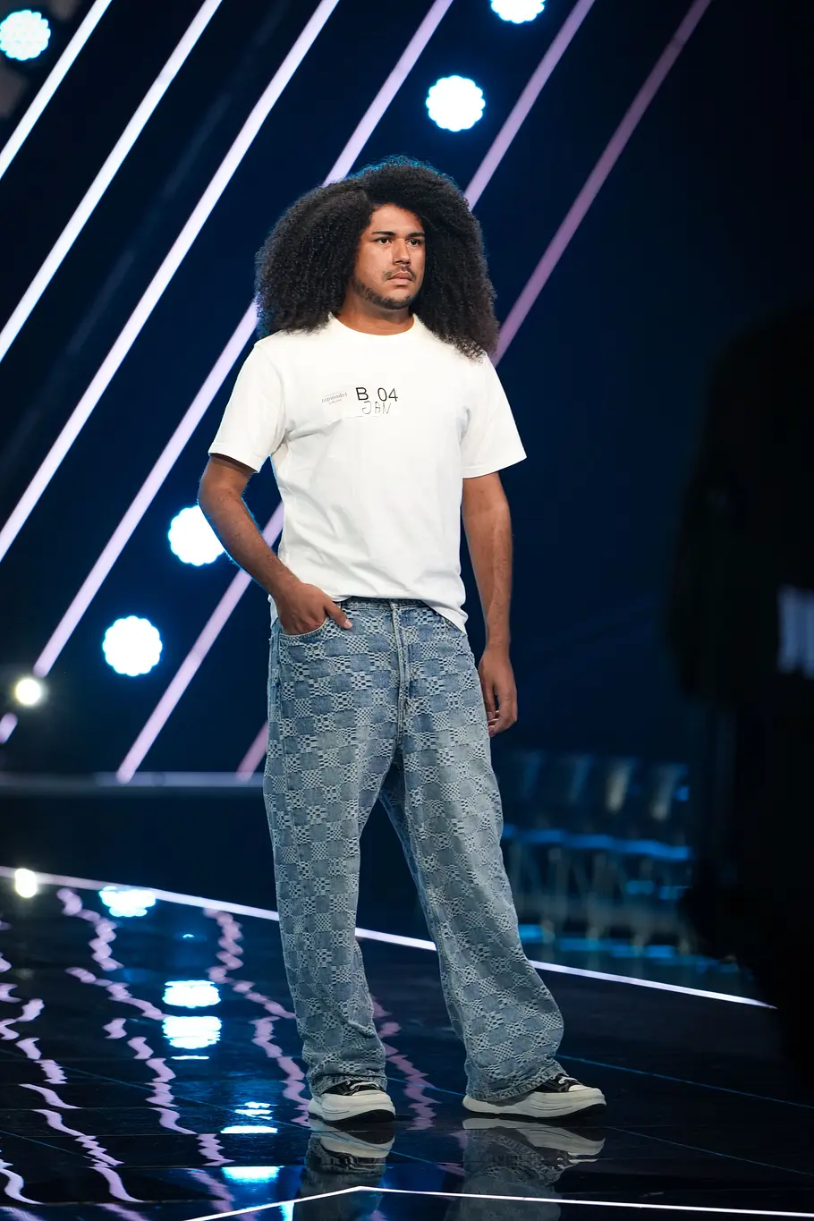 GNTM 2026 GNTM-Kandidat läuft über den Catwalk.