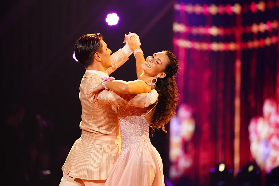 Lets Dance Tanzpaar in Show 2