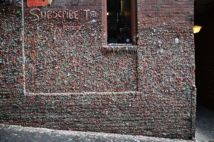 image00011 The Gum Wall in Seattle aufgenommen mit der Nikon Z50