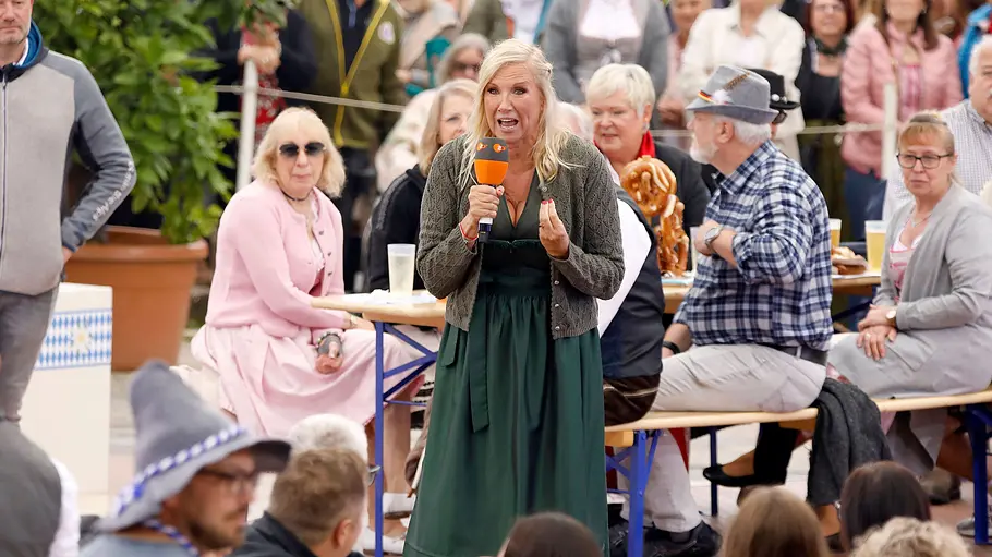 Andrea Kiewel Andrea Kiewel im Dirndl