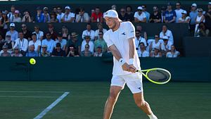 Struff im Spiel in Wimbledon! - Foto:  IMAGO / Hasenkopf