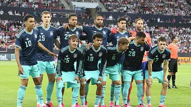 Die deutsche Nationalmannschaft vor dem Testspiel gegen Finnland. - Foto: IMAGO / Jan Huebner Die deutsche Nationalmannschaft vor dem Testspiel gegen Finnland. - Foto: IMAGO / Jan Huebner