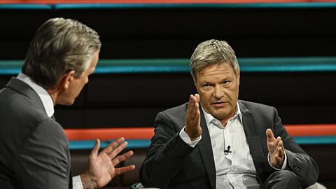 Robert Habeck bei Markus Lanz am 27. August 2025 im ZDF zusammen mit Melanie Amann und Carlo Masala. - Foto:  IMAGO / teutopress
