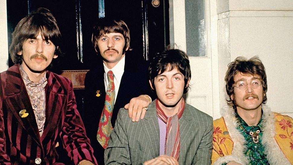 All You Need Is Love - das musst du zu den vier Beatles Filmen jetzt schon wissen! - Foto: IMAGO / Cinema Publishers Collection