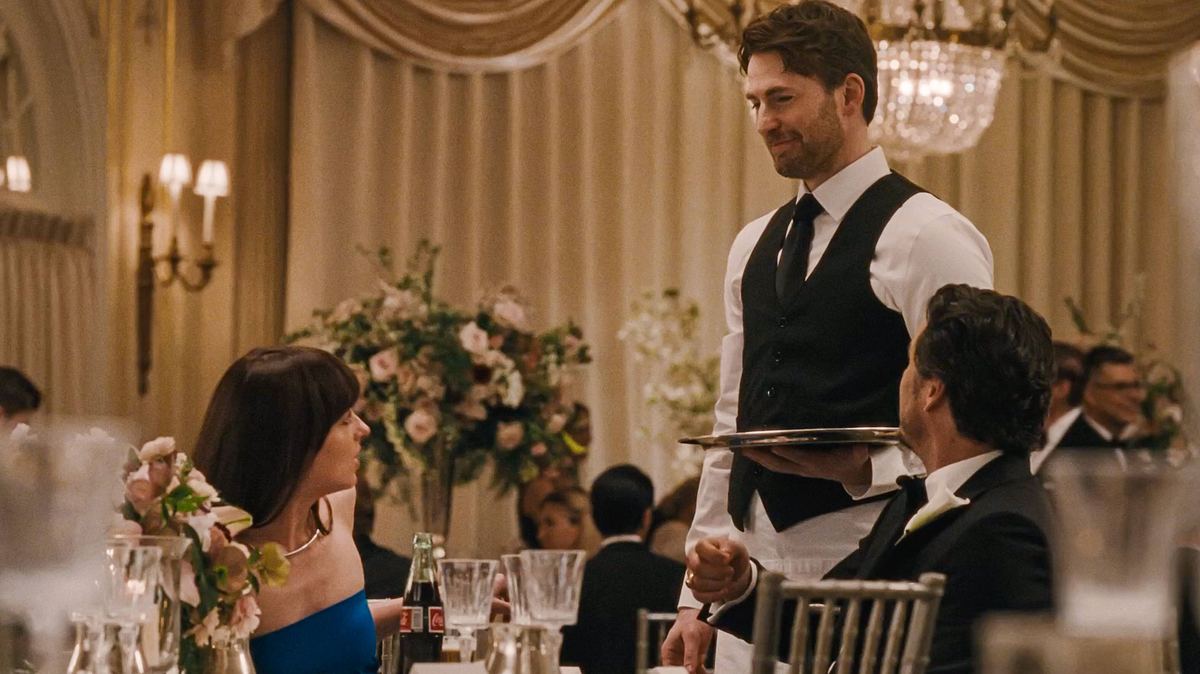 Dakota Johnson, Chris Evans, Pedro Pascal