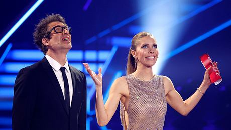 Daniel Hartwich und Victoria Swarovski sind DIE Gesichter von „Lets Dance“  - Foto: IMAGO / Future Image