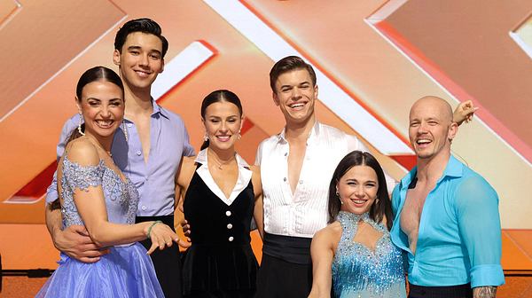 Ekaterina Leonova, Diego Pooth, Patricija Ionel, Taliso Engel, Anastasia Maruster und Fabian Hambüchen strahlen in der elften Live-Show der 18. „Let’s Dance“-Staffel um die Wette - Foto:  IMAGO / Future Image