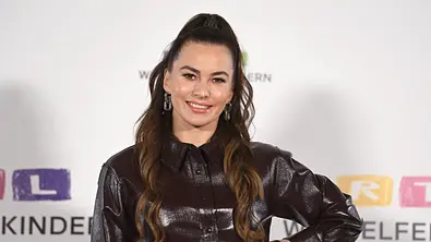 Renata Lusin (39) auf dem roten RTL-Teppich - Foto: IMAGO / Sven Simon Renata Lusin (39) auf dem roten RTL-Teppich - Foto: IMAGO / Sven Simon