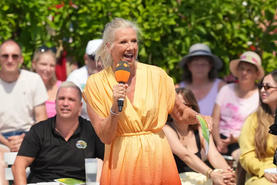 Andrea Kiewel Andrea Kiewel beim ZDF-Fernehgarten