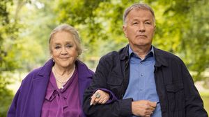 Doris Kunstmann & Thomas Rühmann bei In aller Freundschaft als Hildegard Marquardt & Roland Heilmann. - Foto: MDR/Saxonia Media/Rudolf Wernicke