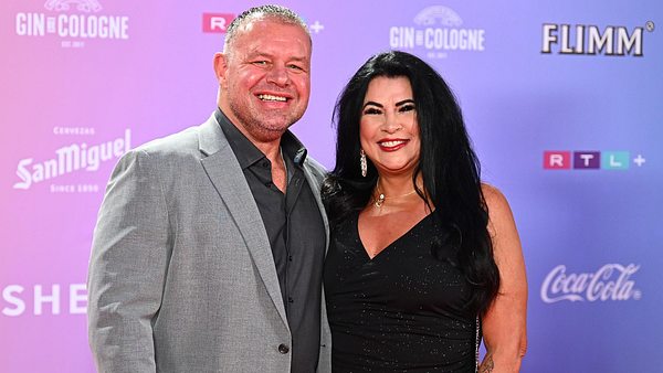 Iris Klein und Freund Stefan - Foto: RTL / Julia Feldhagen