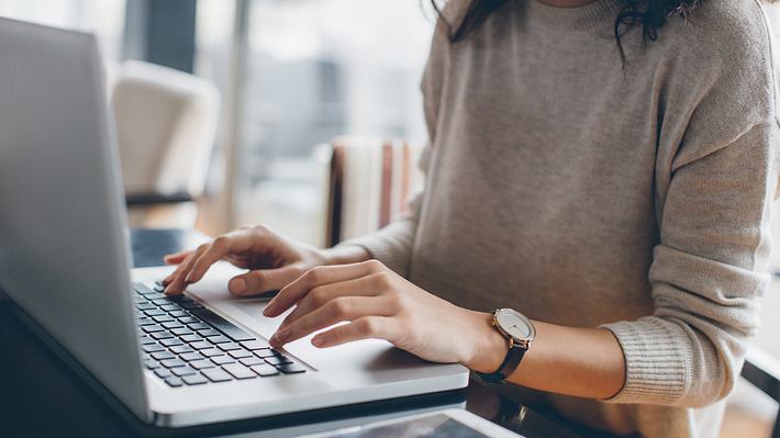 Diese Windows Laptops empfiehlt Stiftung Warentest - Foto: istock/eclipse_images
