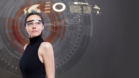 Smarte Glasses - Foto: istock/eternalcreative