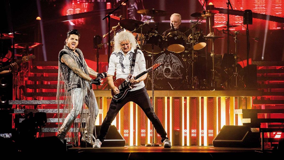 Queen + Adam Lambert - Live Around The World Queen + Adam Lambert - Live Around The World