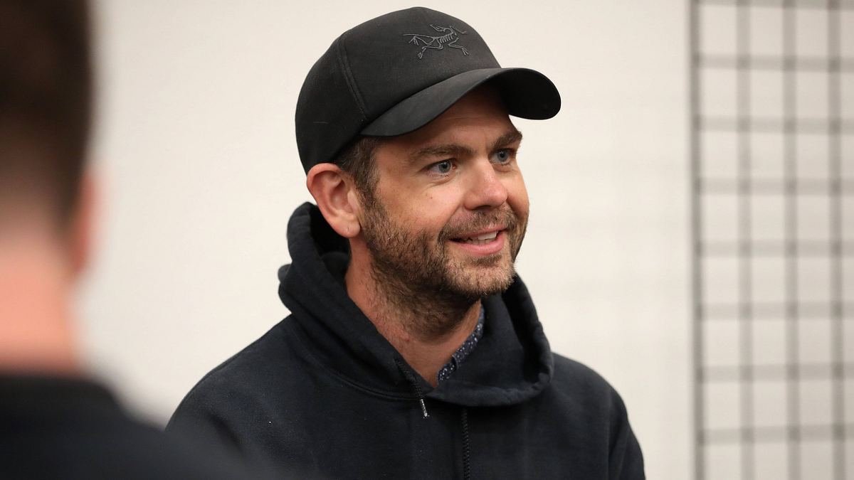 Jack Osbourne, hier mit schwarzer Kappe und schwarzem Hoodie, spricht offen über Schwester Aimee. Jack Osbourne, hier mit schwarzer Kappe und schwarzem Hoodie, spricht offen über Schwester Aimee.