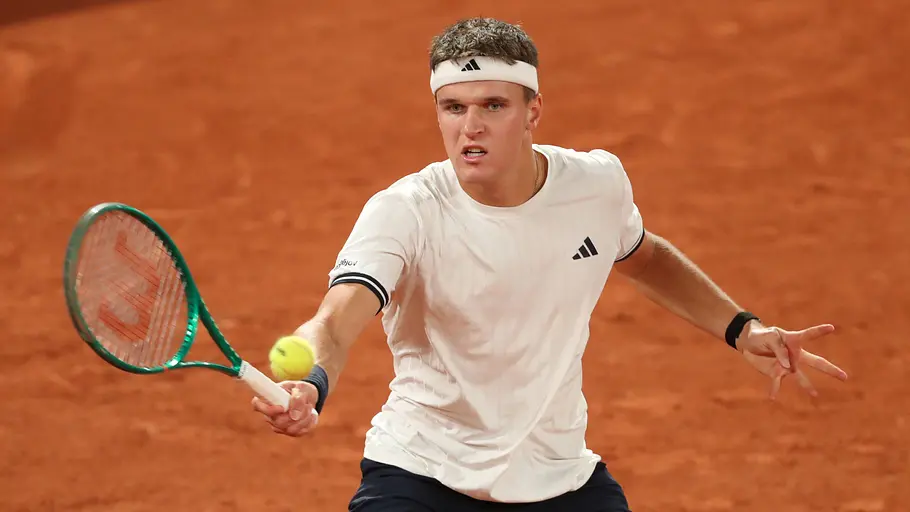 Jakub Mensik im Viertelfinale der French Open 2026