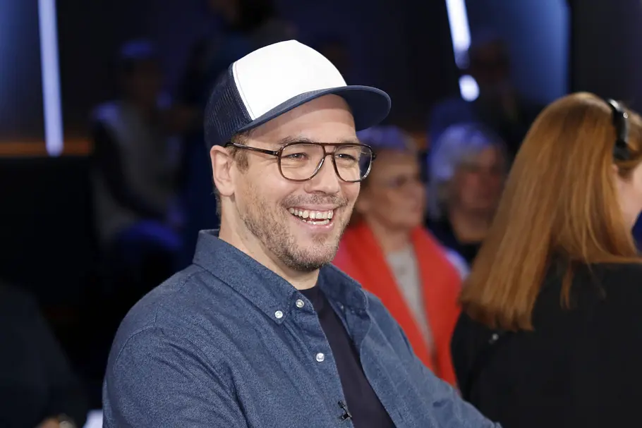 Jan van Weyde, Comedian und Schauspieler, zu Gast in der Fernsehsendung NDR Talk Show in den NDR Studios, Hamburg