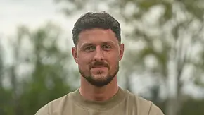 Jannik Kontalis lächelt in die Kamera. - Foto: RTL Jannik Kontalis lächelt in die Kamera. - Foto: RTL