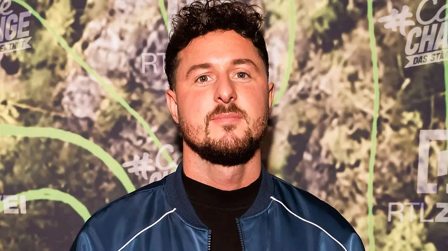 Jannik Kontalis hält nichts von Tom Kaulitz' Aussagen. Jannik Kontalis bei einem Event.