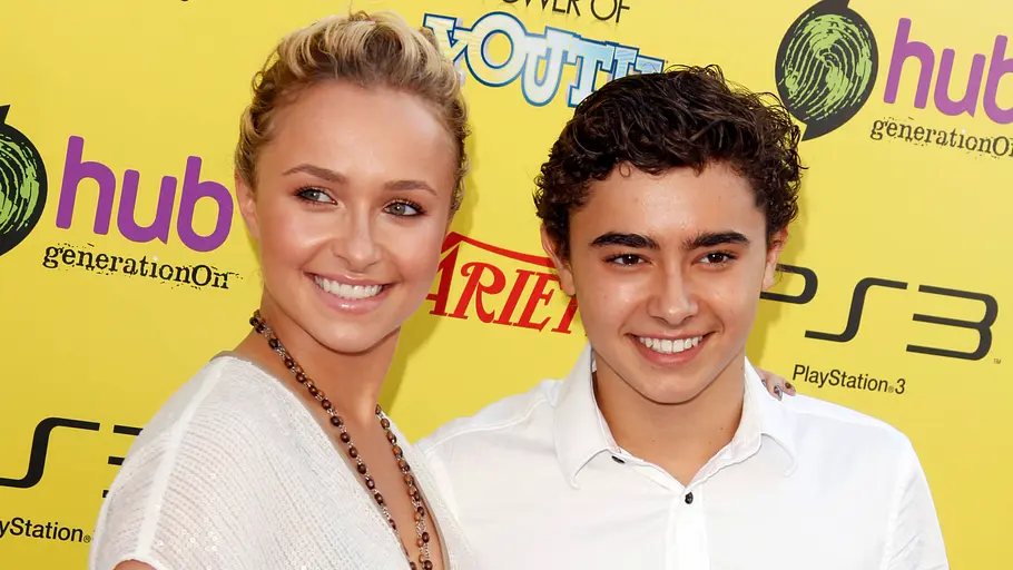 Jansen Panettiere starb im Februar 2023 mit 28 Jahren. Hayden und Jansen Panettiere auf dem roten Teppich im Oktober 2011.