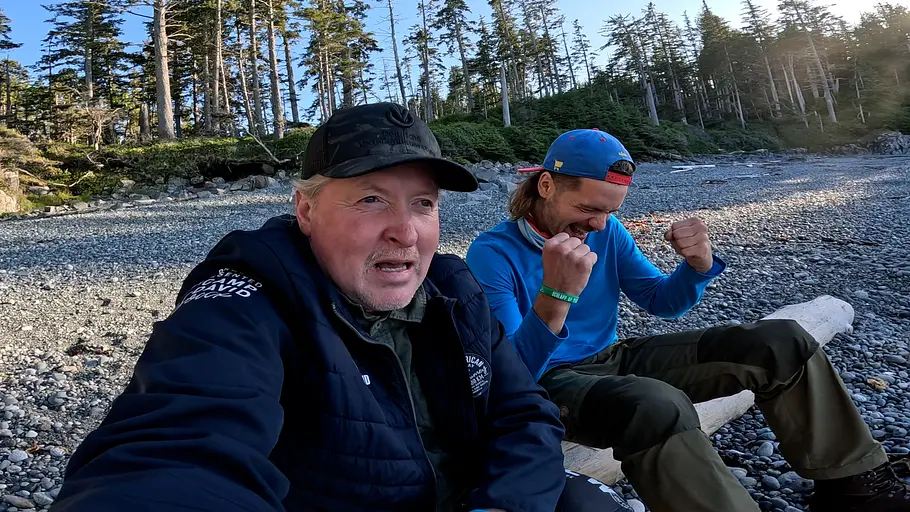 Joey Kelly darf wohl nicht noch einmal seine Survival-Skills unter Beweis stellen. Joey Kelly und Jan Schlappen.