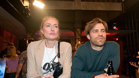 Julian ist in Maren verliebt. - Foto: RTL/ Rolf Baumgartner