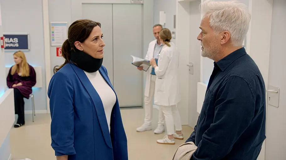 Wurde Kaltenbachs Auto sabotiert? Katrin und Kaltenbach stehen im Krankenhaus.