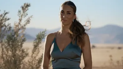 Als Kim im Bachelors-Finale realisiert, dass Tim sie rauswirft und Miri wählt, verfinstert sich ihr Gesicht. - Foto: RTL Als Kim im Bachelors-Finale realisiert, dass Tim sie rauswirft und Miri wählt, verfinstert sich ihr Gesicht. - Foto: RTL