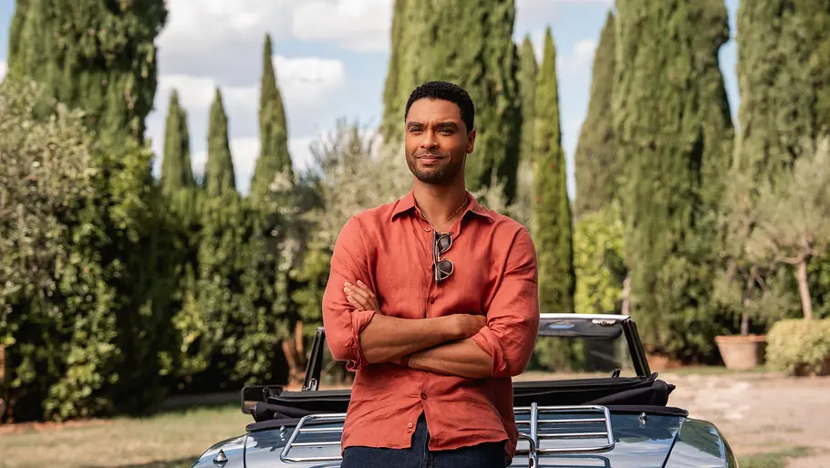 Kinofilm „You, Me & Italy“ Regé-Jean Page als Michael im Kinofilm „You, Me & Italy“.