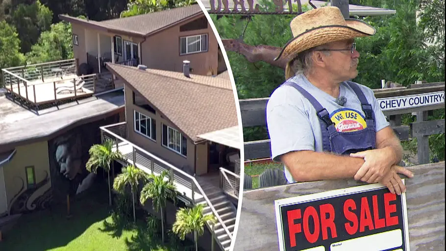 Konny Island III wird verkauft Collage zeigt rechts Konny Island III auf Hawaii und rechts Konny Reimann mit eine For Sale-Schild. Für wie viel Geld kann man das Reimann-Haus auf Hawaii kaufen?