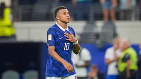 Kylian Mbappé verlässt nach dem WM-Halbfinale gegen Spanien geknickt das Spielfeld - Foto: IMAGO / STEINSIEK.CH Kylian Mbappé verlässt nach dem WM-Halbfinale gegen Spanien geknickt das Spielfeld - Foto: IMAGO / STEINSIEK.CH