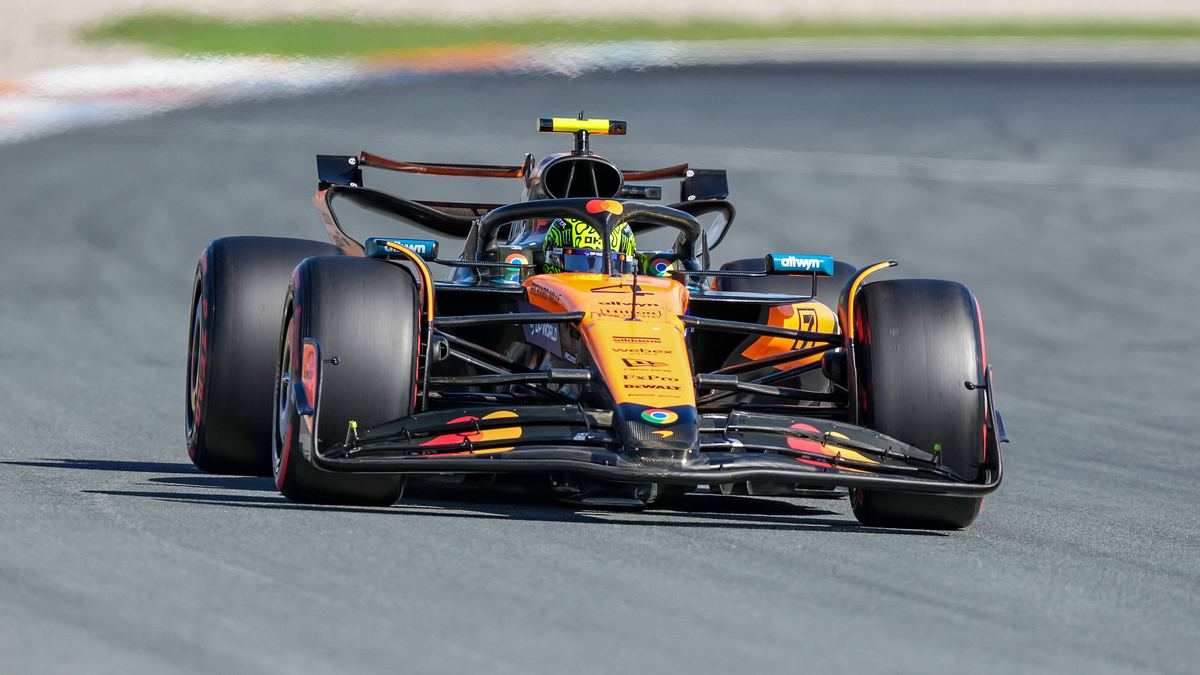 Lando Norris im McLaren Formel 1-Auto von Lando Norris auf der Strecke während des F1-Heineken-GP der Niederlande