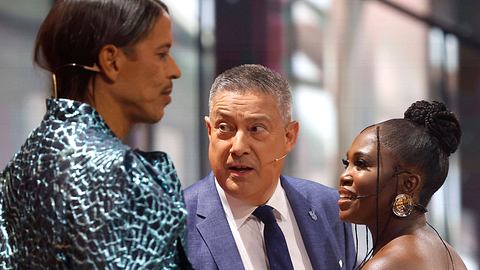 „Let’s Dance“-Juroren Jorge González, Joachim Llambi und Motsi Mabuse beraten sich - über einen möglichen Abschied? - Foto:  IMAGO / Future Image